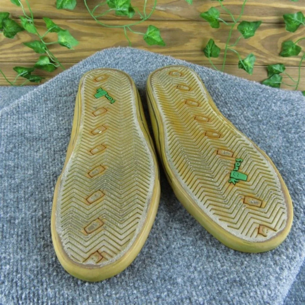 Sanuk Men's  Slip-On Brown Fabric Size 9M Gently Used‎ 2025